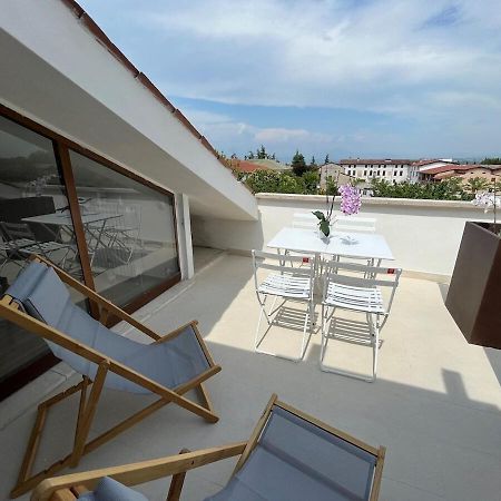 Attico Lilium Apartment เปสเคียรา เดล การ์ดา ภายนอก รูปภาพ